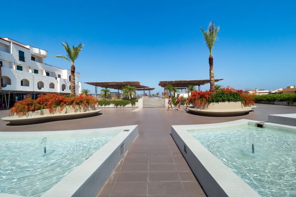 Saracen Sands Hotel & Congress Centre (Isola delle Femmine)